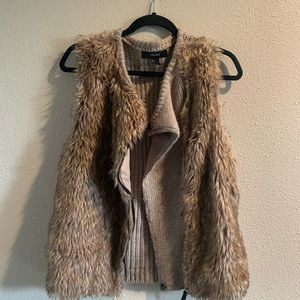 Fur vest